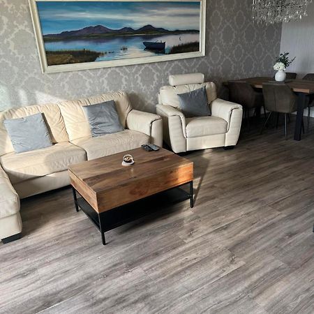 Largs Sea Front, Modern Apartment Екстер'єр фото